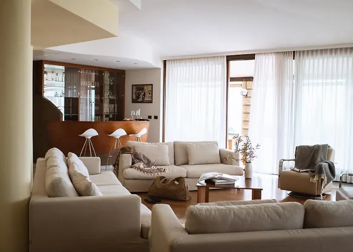 Cavaion * קאבאיון ורונסה